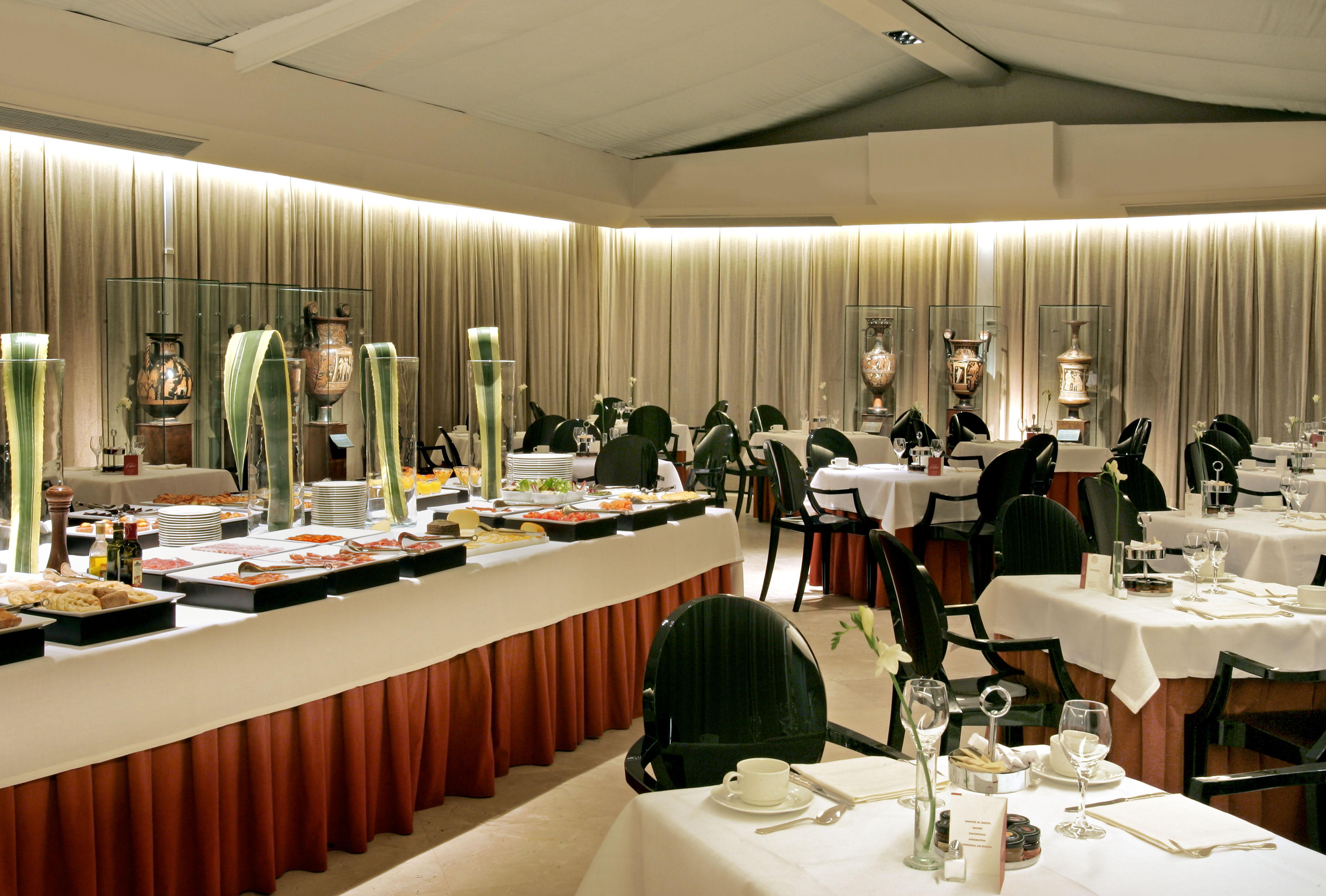 Hotel Villa Real, A Member Of Preferred Hotels & Resorts Madrid Exterior photo The restaurant